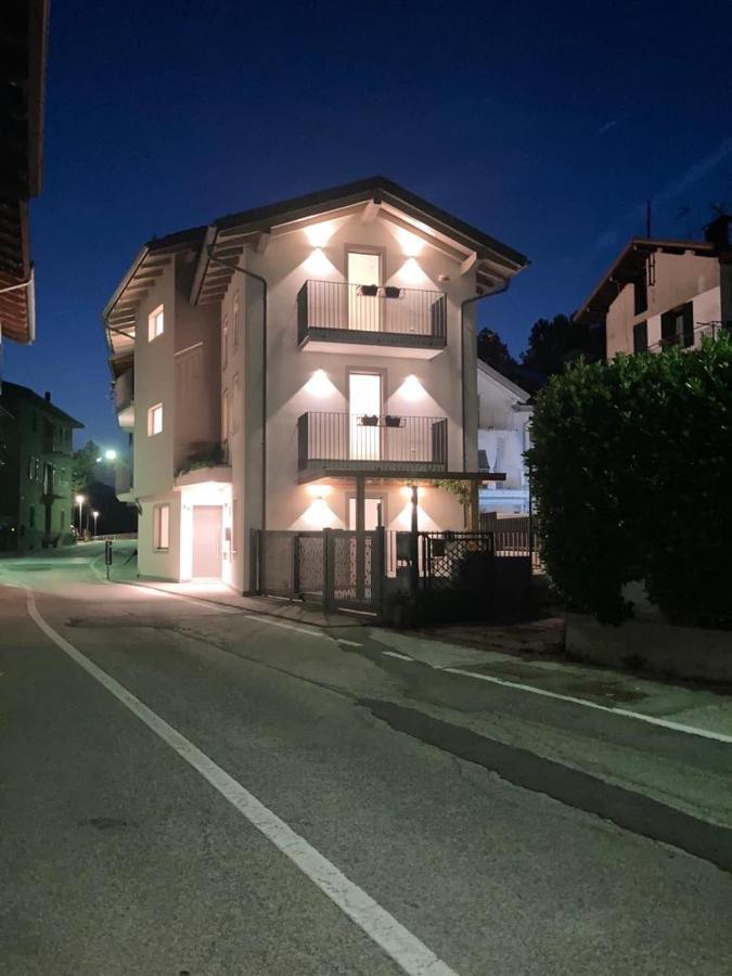 Casa Carolina Bed & Breakfast Levico Terme Exterior photo